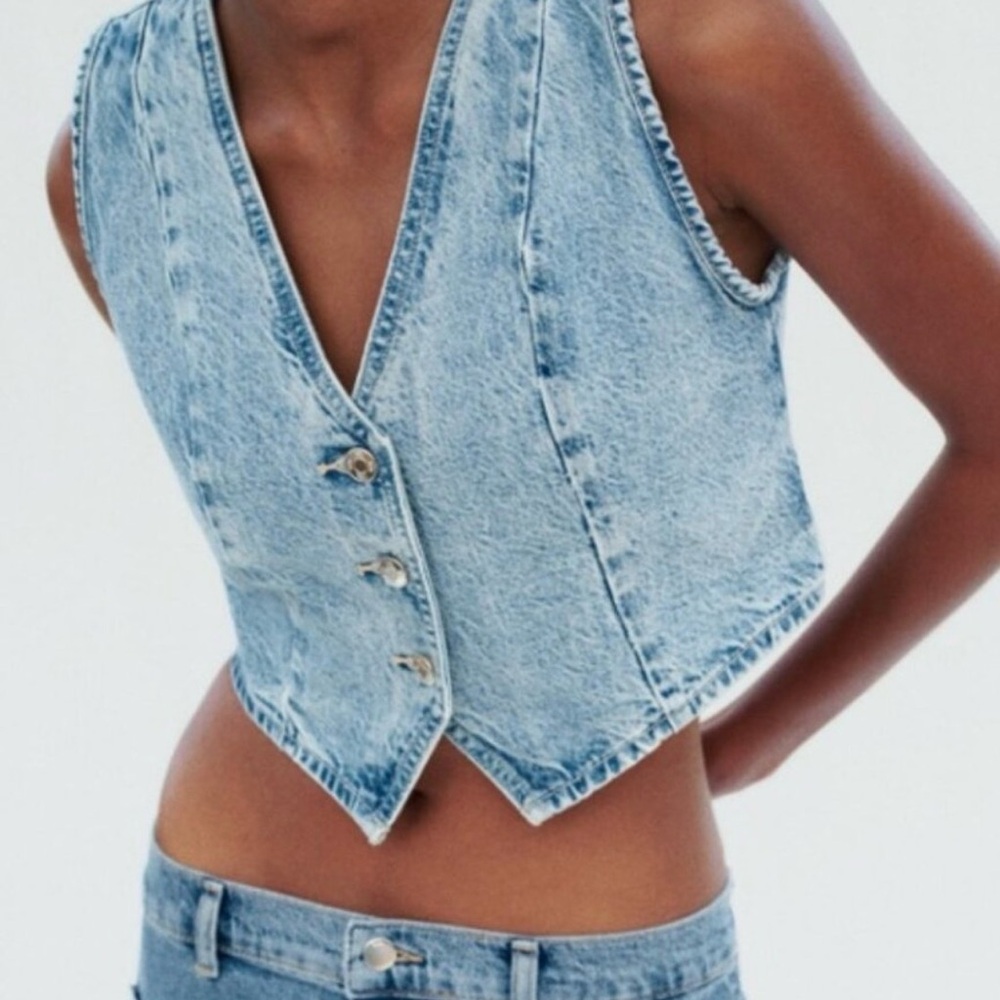 Zara Light Blue Denim Crop Top